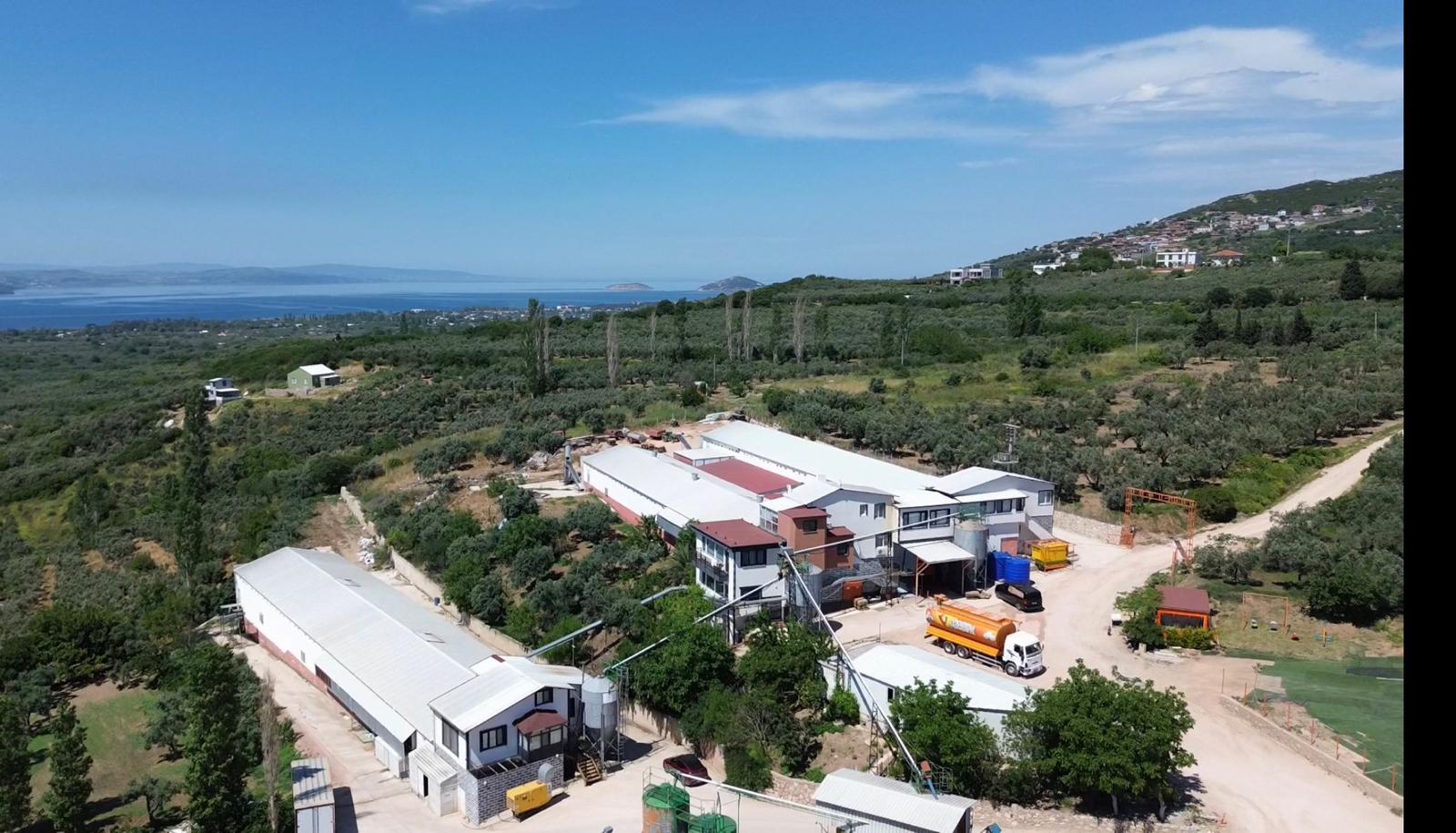 Marmara kıyısındaki üretim tesisimizin havadan görünümü